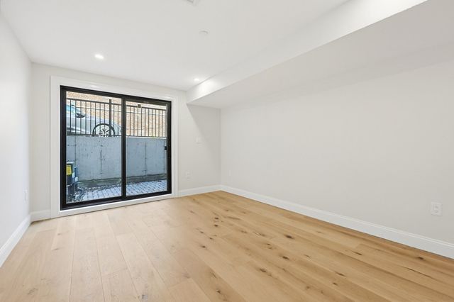 667 Tremont Street A, Boston, MA 02118