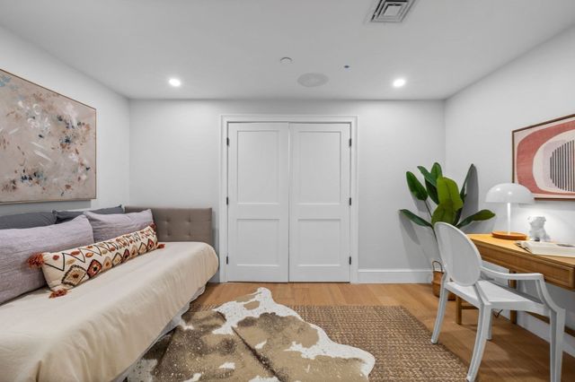 667 Tremont Street A, Boston, MA 02118