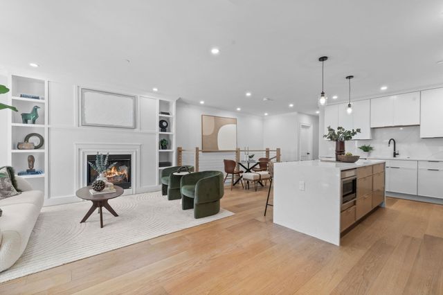 667 Tremont Street A, Boston, MA 02118