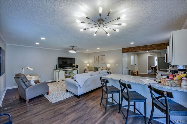 2715 Stone, Northport, AL 35476