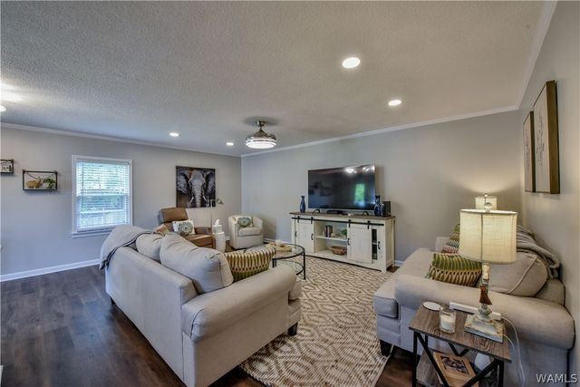 2715 Stone, Northport, AL 35476