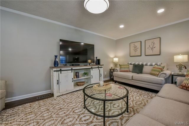 2715 Stone, Northport, AL 35476