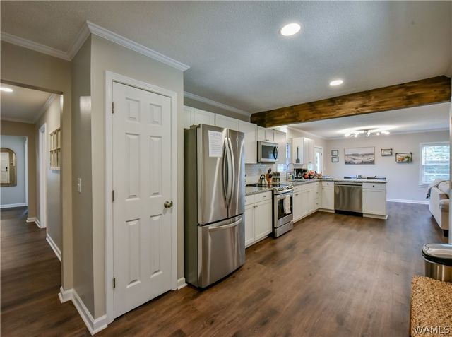 2715 Stone, Northport, AL 35476