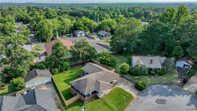 2715 Stone, Northport, AL 35476