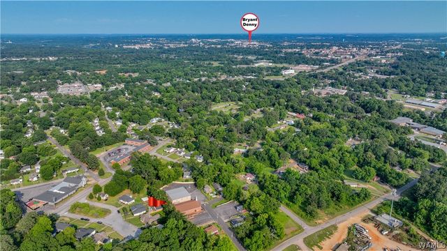 2715 Stone, Northport, AL 35476