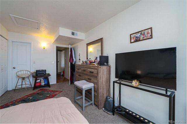 865 S Quebec Street 302A, Denver, CO 80247