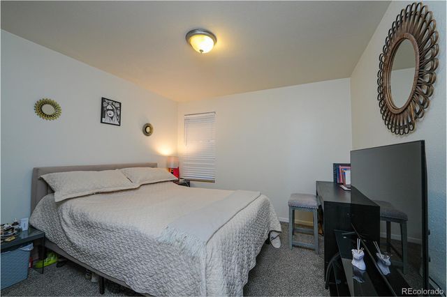 865 S Quebec Street 302A, Denver, CO 80247