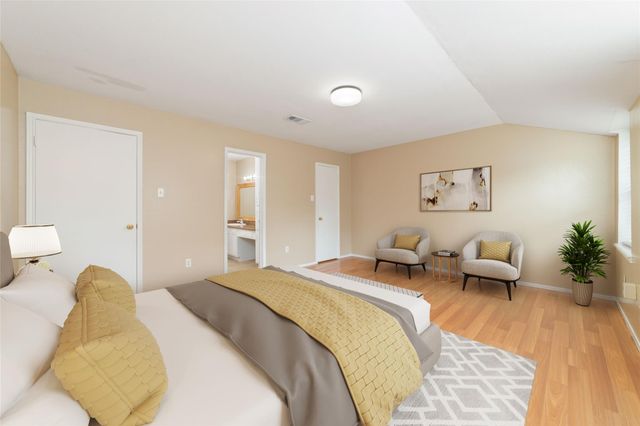 889 Wax Myrtle Lane, Houston, TX 77079