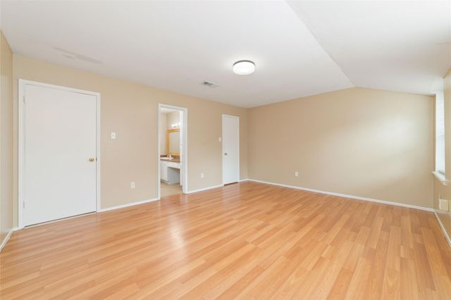 889 Wax Myrtle Lane, Houston, TX 77079