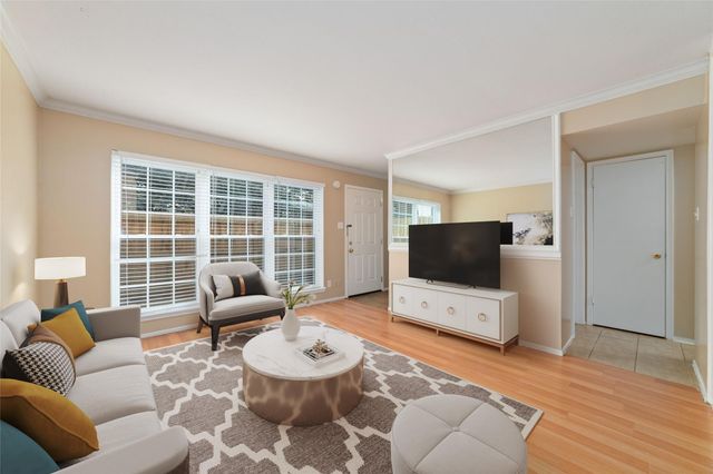 889 Wax Myrtle Lane, Houston, TX 77079