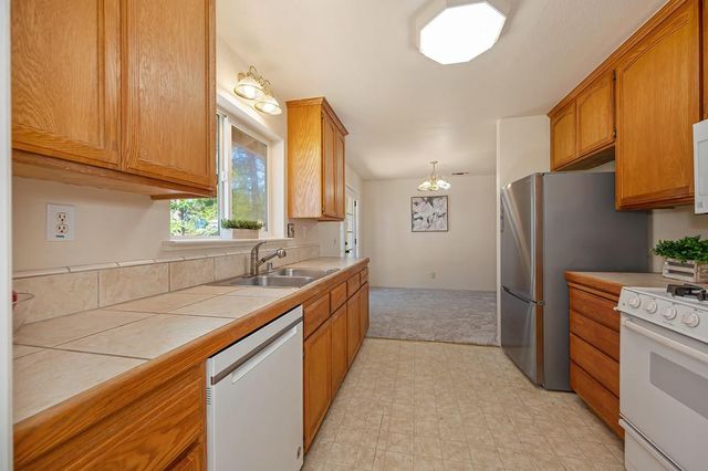 58 Colfax Ave, Colfax, CA 95713