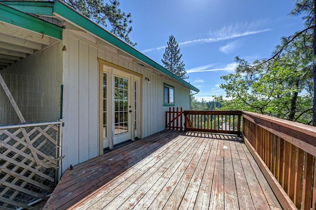 58 Colfax Ave, Colfax, CA 95713