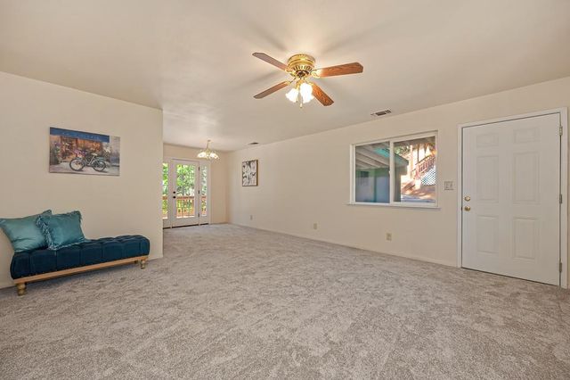 58 Colfax Ave, Colfax, CA 95713