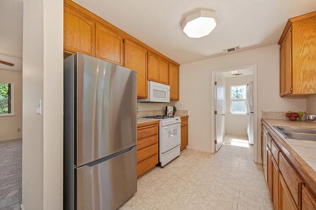 58 Colfax Ave, Colfax, CA 95713
