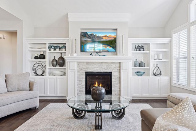 6165 Garland Lane N, Plymouth, MN 55446
