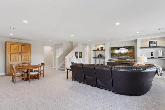 6165 Garland Lane N, Plymouth, MN 55446