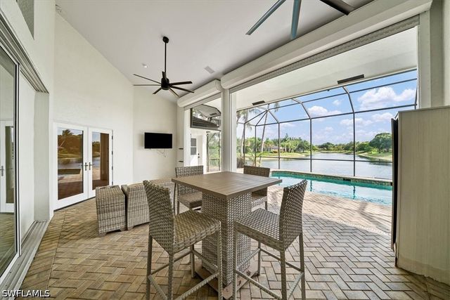 7985 Beaumont CT, Naples, FL 34109