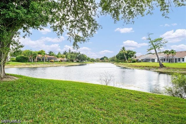 7985 Beaumont CT, Naples, FL 34109