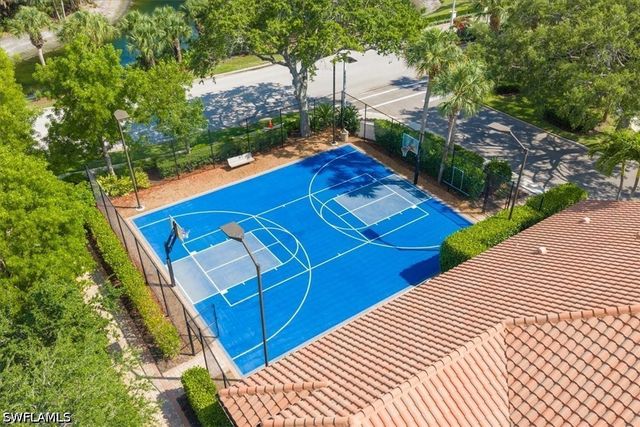 7985 Beaumont CT, Naples, FL 34109