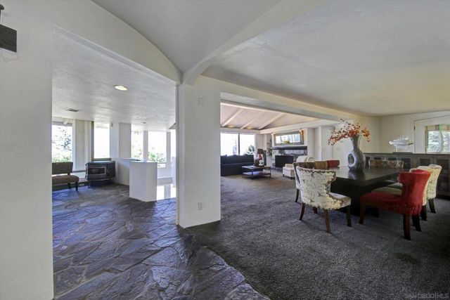 5030 Alzeda, La Mesa, CA 91941