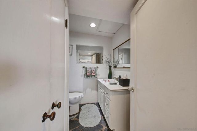 5030 Alzeda, La Mesa, CA 91941