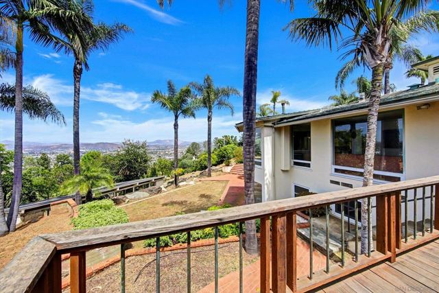 5030 Alzeda, La Mesa, CA 91941