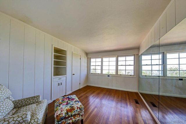 5030 Alzeda, La Mesa, CA 91941