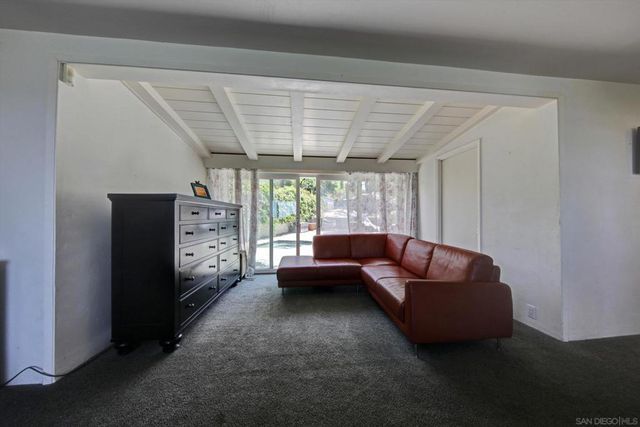 5030 Alzeda, La Mesa, CA 91941