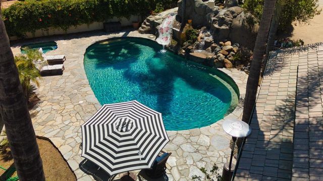 5030 Alzeda, La Mesa, CA 91941