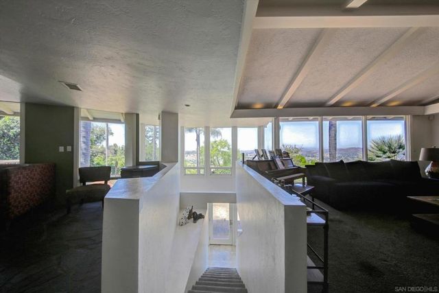 5030 Alzeda, La Mesa, CA 91941