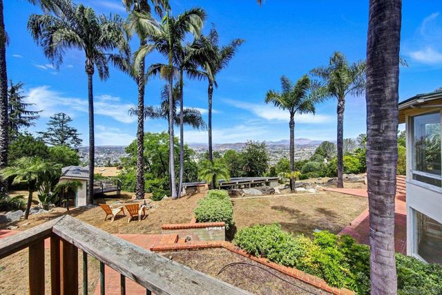5030 Alzeda, La Mesa, CA 91941