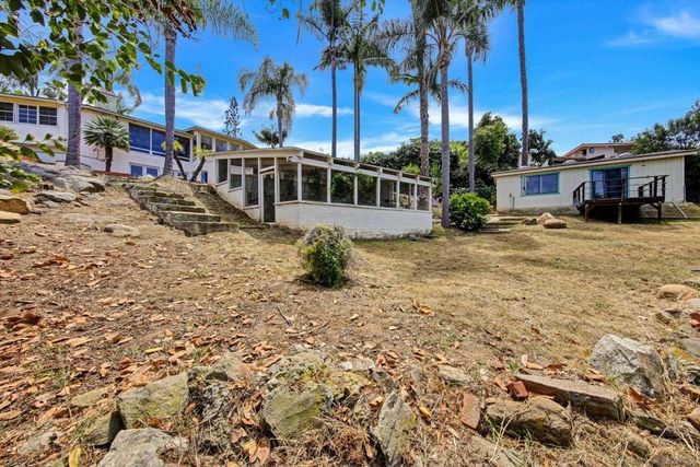 5030 Alzeda, La Mesa, CA 91941