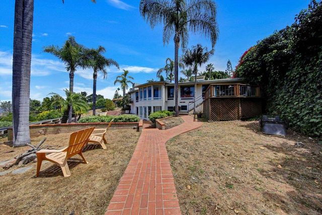 5030 Alzeda, La Mesa, CA 91941
