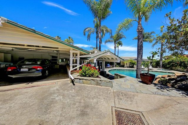 5030 Alzeda, La Mesa, CA 91941