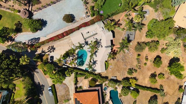5030 Alzeda, La Mesa, CA 91941