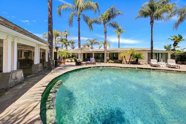 5030 Alzeda, La Mesa, CA 91941