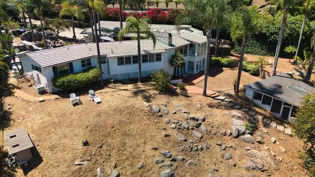 5030 Alzeda, La Mesa, CA 91941