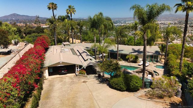 5030 Alzeda, La Mesa, CA 91941