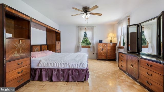 1076 CONNEMARA CIR, Warrington, PA 18976