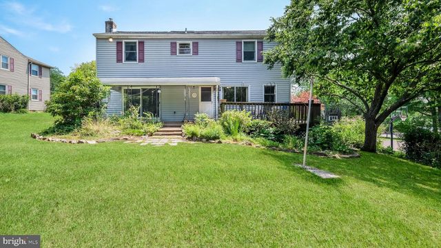 1076 CONNEMARA CIR, Warrington, PA 18976