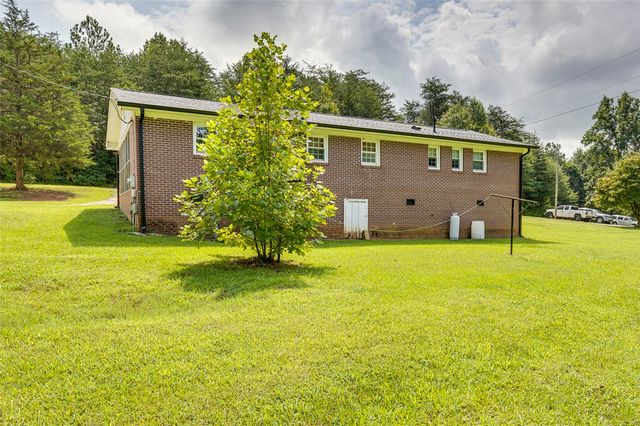 161 Academy Drive, Pickens, SC 29671