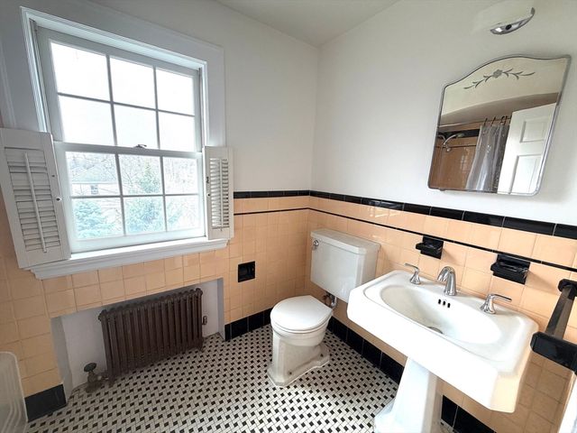 15 Glenburn Rd, Arlington, MA 02476