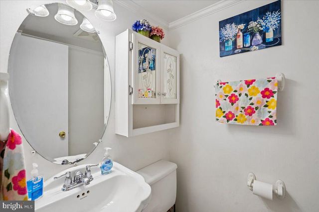 14373 BERKSHIRE DR, Woodbridge, VA 22193