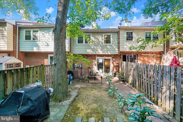 14373 BERKSHIRE DR, Woodbridge, VA 22193
