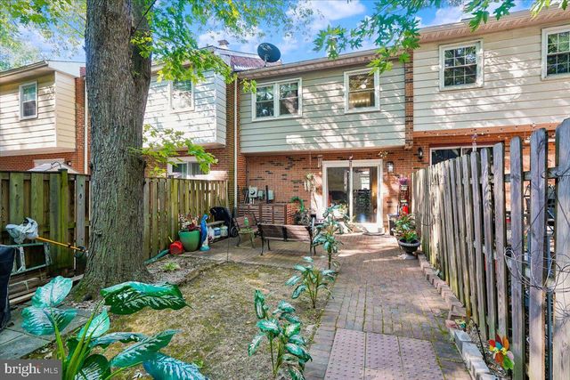 14373 BERKSHIRE DR, Woodbridge, VA 22193