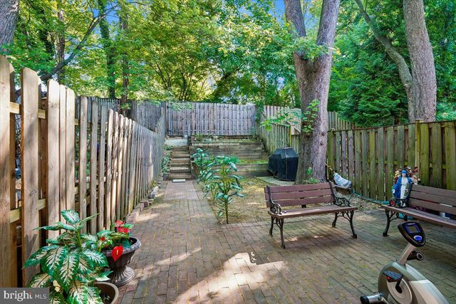 14373 BERKSHIRE DR, Woodbridge, VA 22193