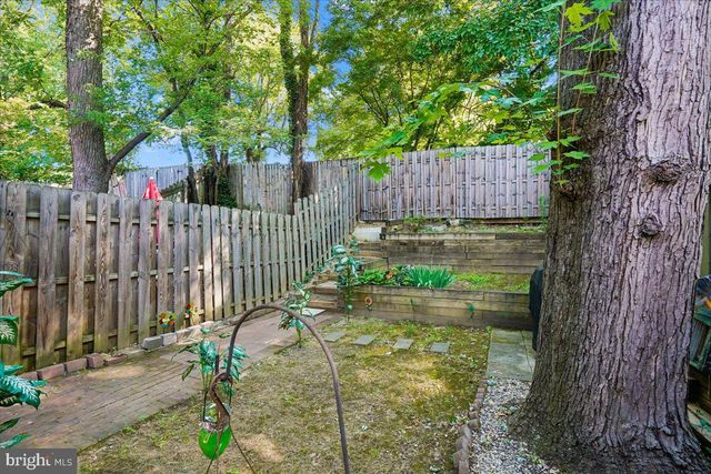 14373 BERKSHIRE DR, Woodbridge, VA 22193