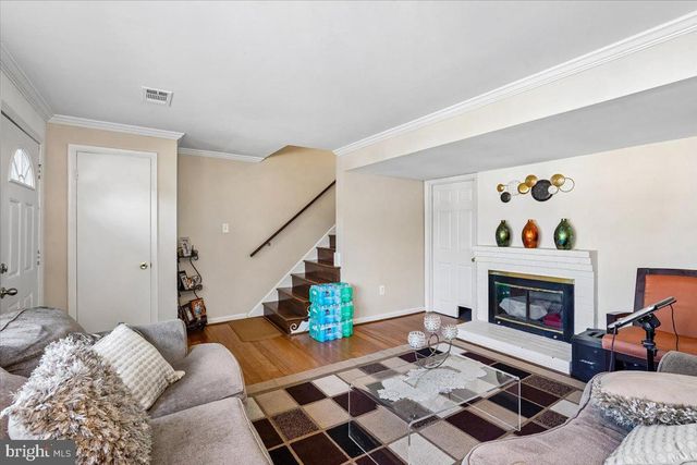 14373 BERKSHIRE DR, Woodbridge, VA 22193