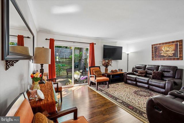 14373 BERKSHIRE DR, Woodbridge, VA 22193