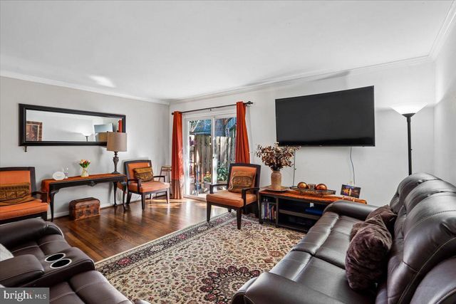 14373 BERKSHIRE DR, Woodbridge, VA 22193